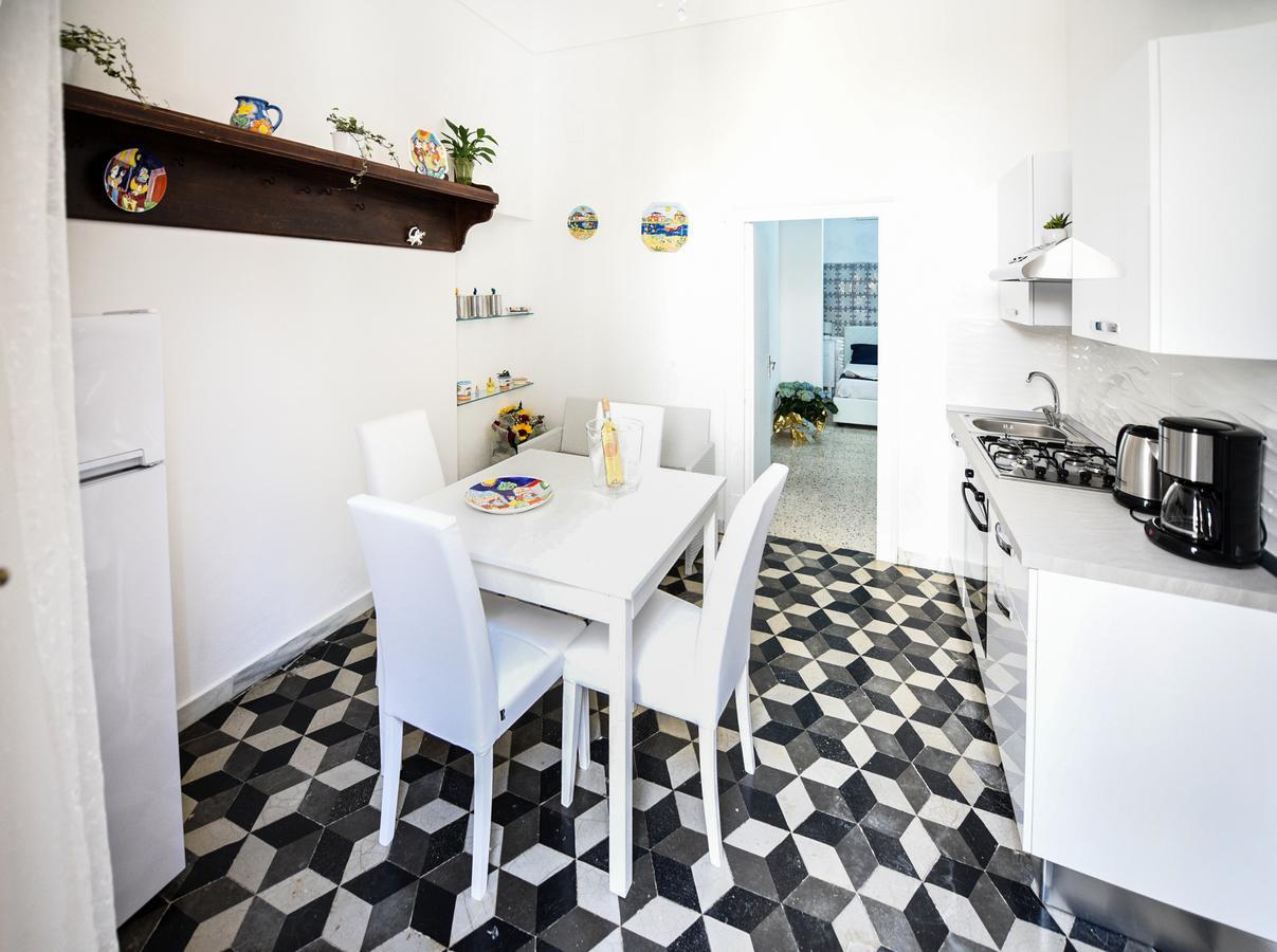Ferienwohnung Palazzo Taormina Castellammare del Golfo Exterior foto