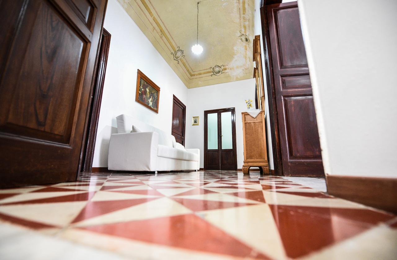 Ferienwohnung Palazzo Taormina Castellammare del Golfo Exterior foto